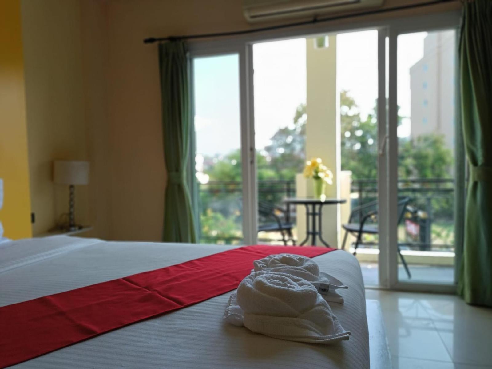 Aura Inn Rooms Pattaya ภายนอก รูปภาพ