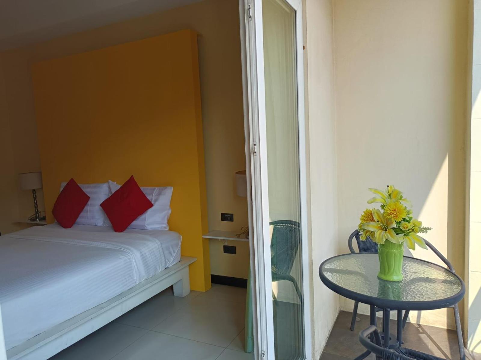 Aura Inn Rooms Pattaya ภายนอก รูปภาพ