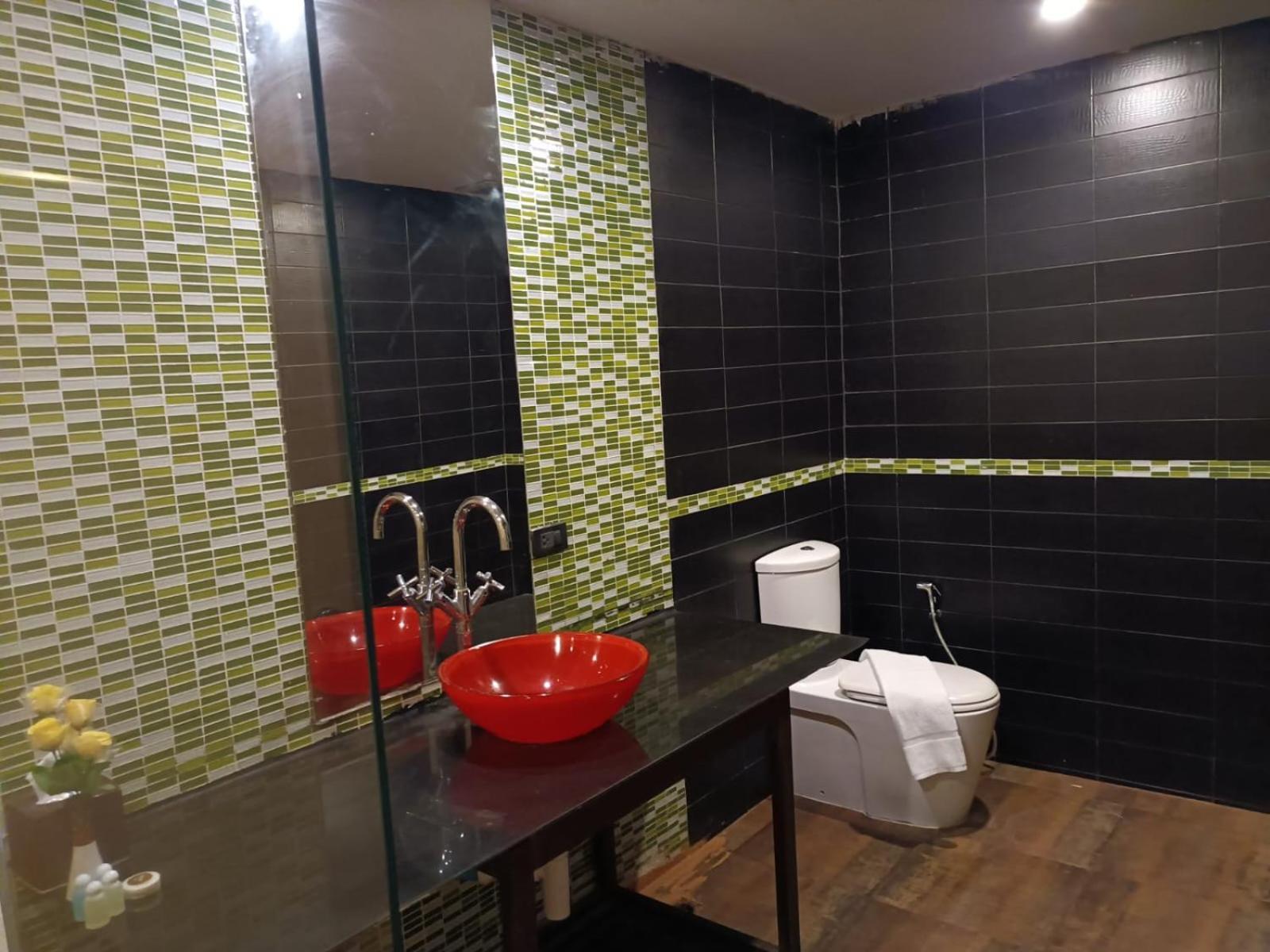 Aura Inn Rooms Pattaya ภายนอก รูปภาพ