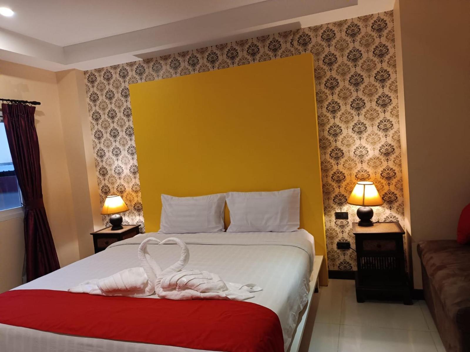 Aura Inn Rooms Pattaya ภายนอก รูปภาพ